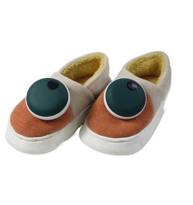 Calentador de pies alimentado por USB con hoja de grafeno de calefacción rápida y diseño lavable en máquina para ser conveniente en el hogar u oficina