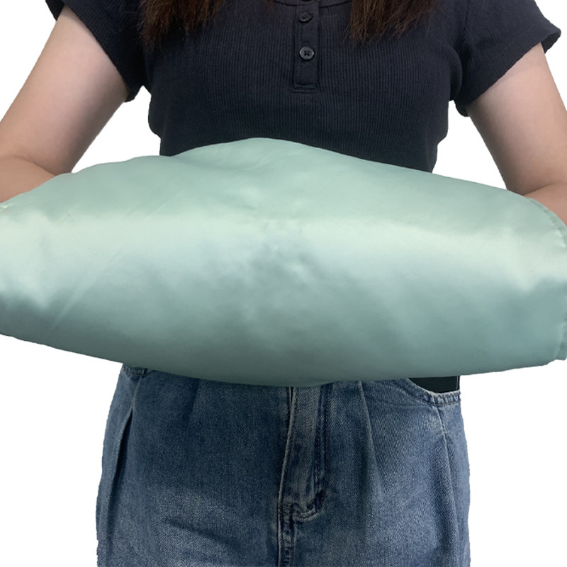 Un calentador de mano confortable o una almohadilla de calefacción espaciosa. Usted decide con nuestro diseño transformable